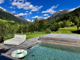 Pool view in the mountains. Ross Woodhall - Action & Lifestyle Photography